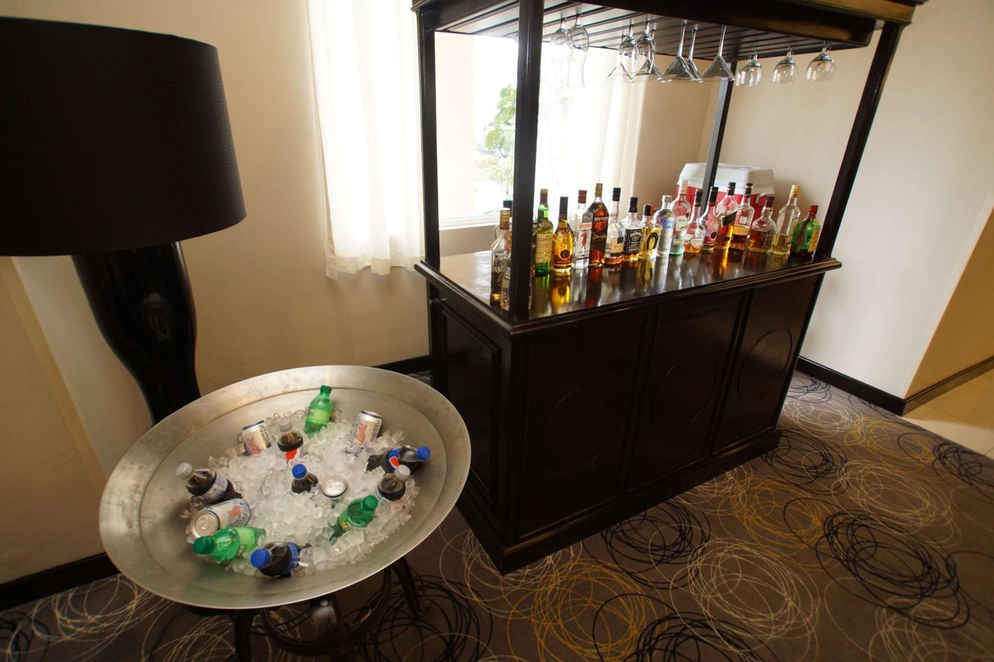 Hampton Inn Tampico Airport Zewnętrze zdjęcie