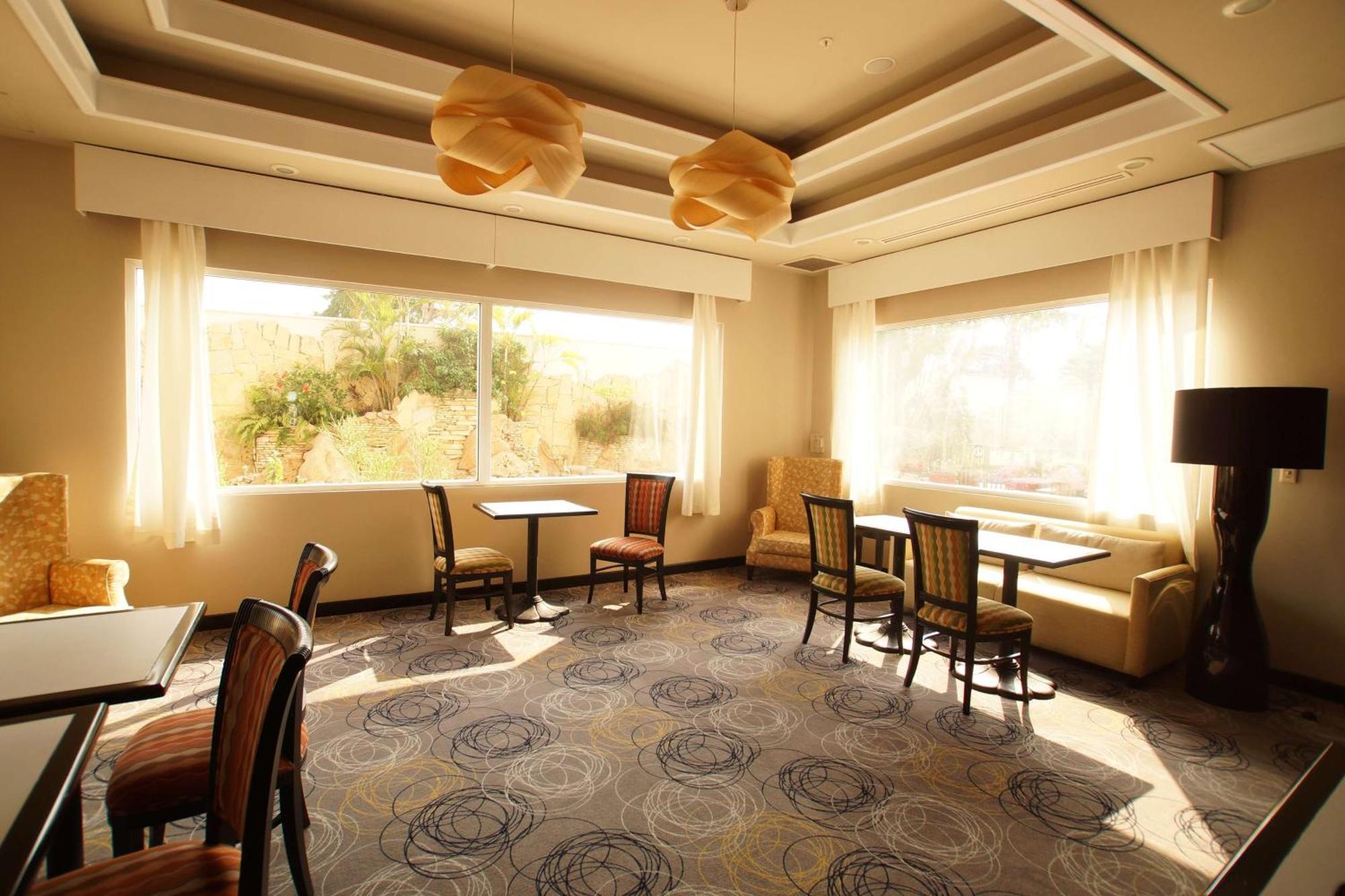 Hampton Inn Tampico Airport Zewnętrze zdjęcie